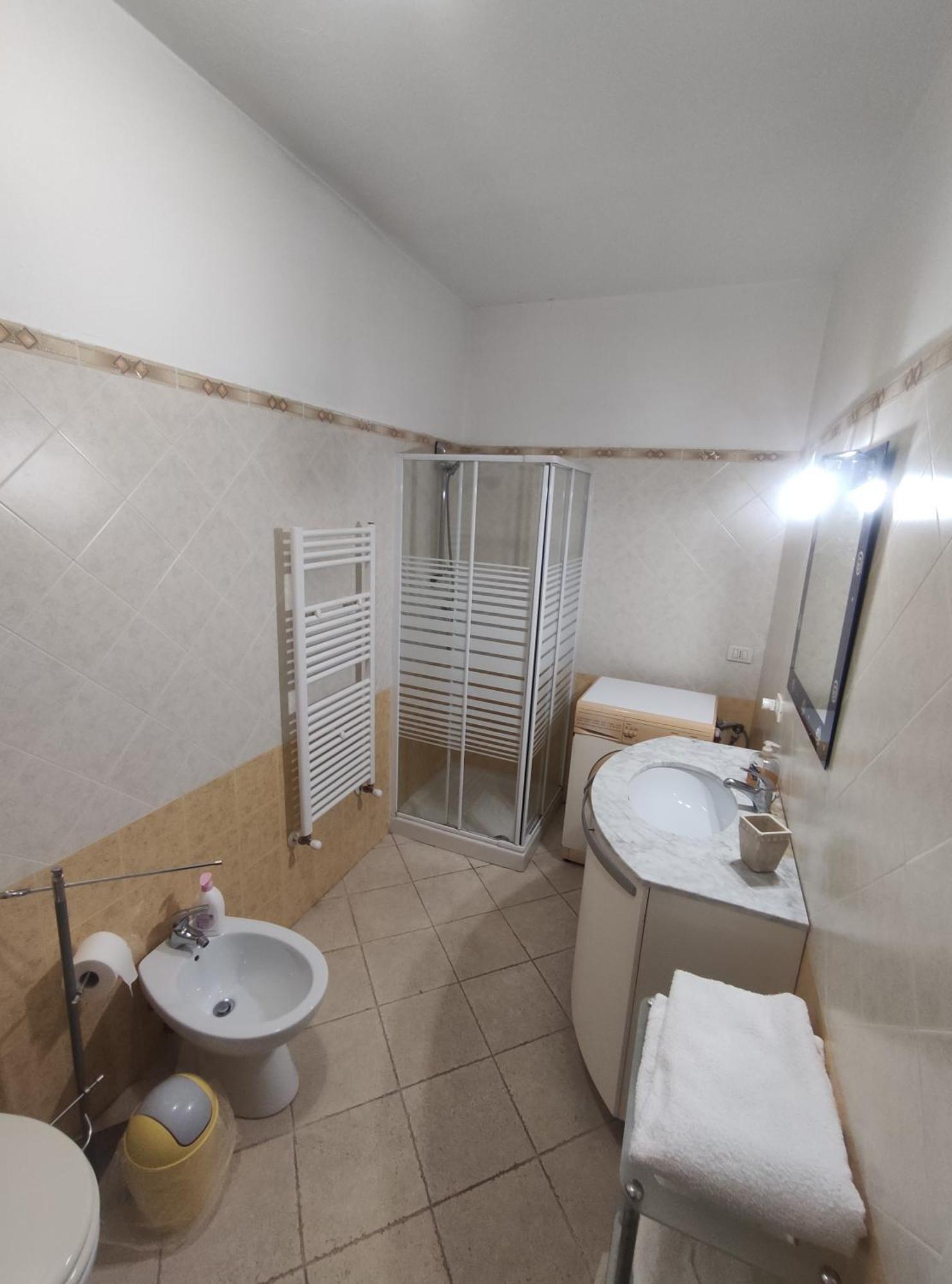 Antohouse Intero Appartamento R5883 كوارتوتشو المظهر الخارجي الصورة